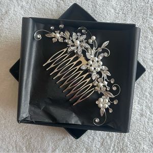 Crystal Wedding Hair Comb by Lulu Splendor